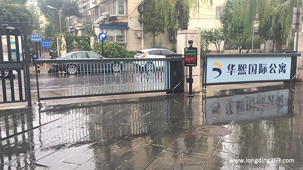 车牌识别系统，广告道闸