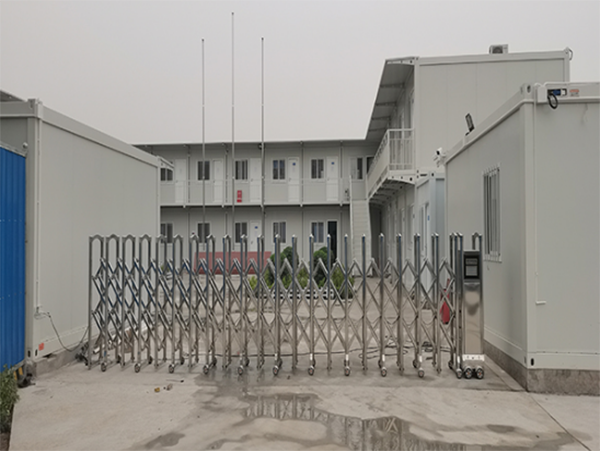 中铁项目出入口使用简易款不锈钢电动伸缩门